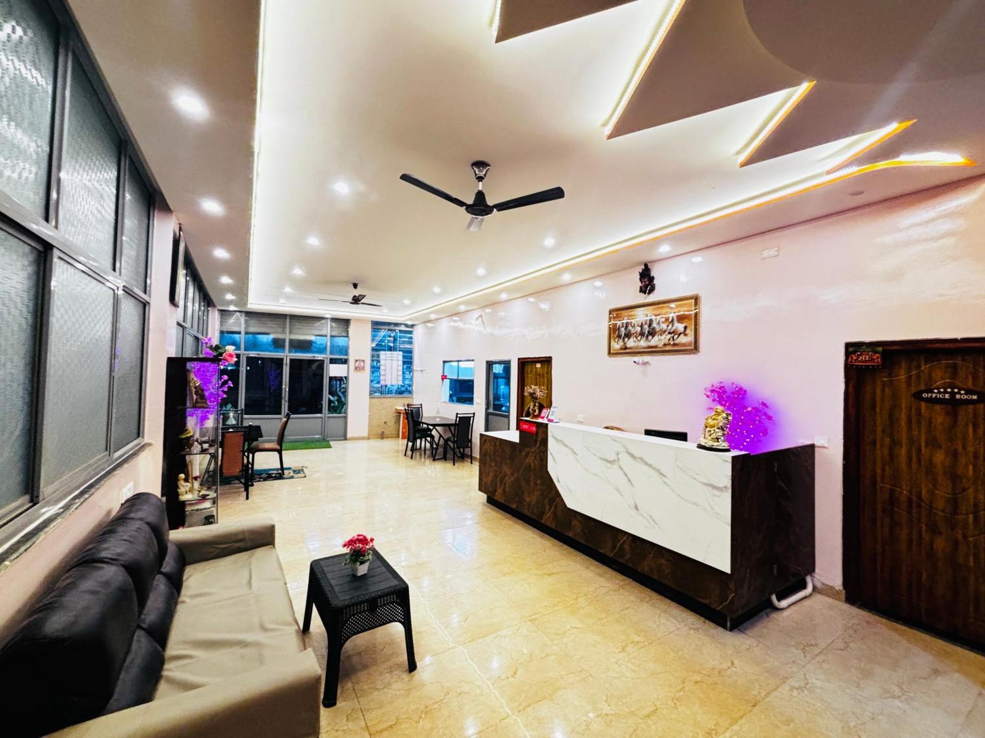 Hotel New Royal Ruby - Electronic City Phase 1 Kammasandra Luaran gambar